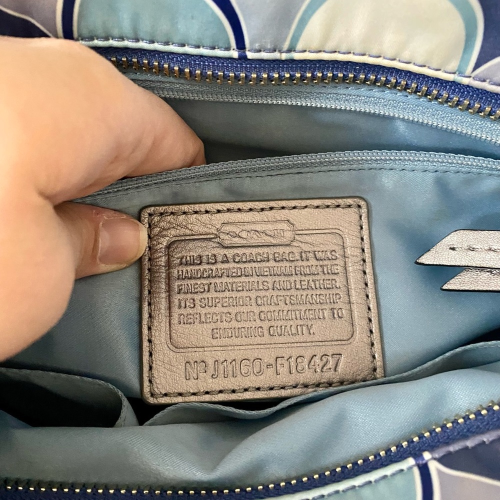 Coach Purse - Picture 5 of 6